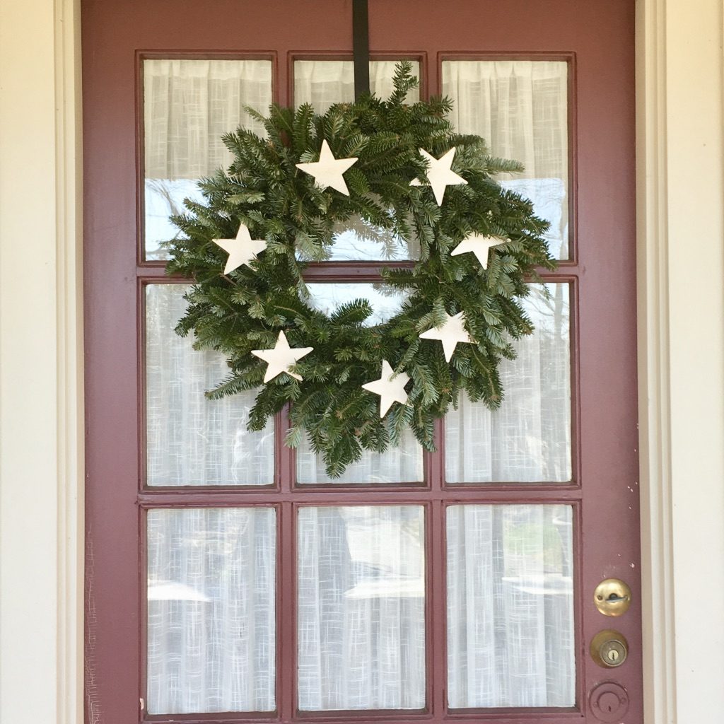 wreath with white stars on menopausalbrunette.com